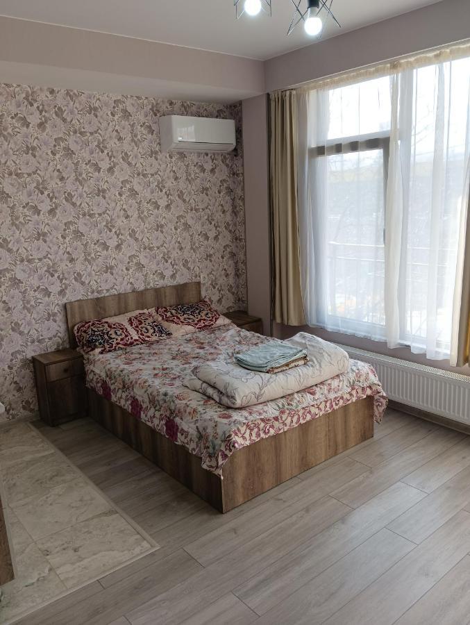 Mary'S Cozy & Lovely Studio On Very Quiet Khosharauli Street Тбилиси Экстерьер фото